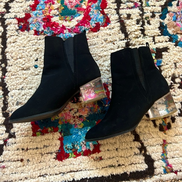 Amazing black lucite heel booties - Picture 1 of 4